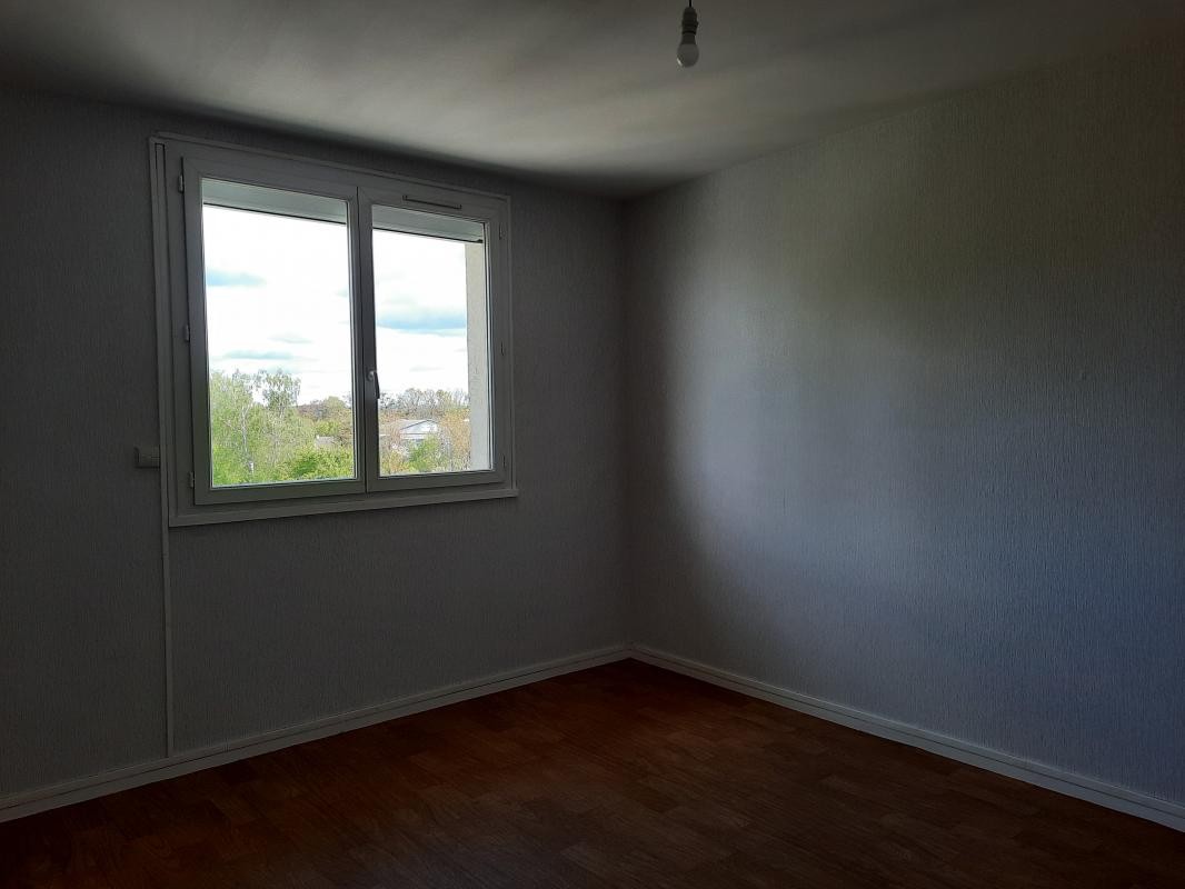 Location Appartement à la Châtre 4 pièces