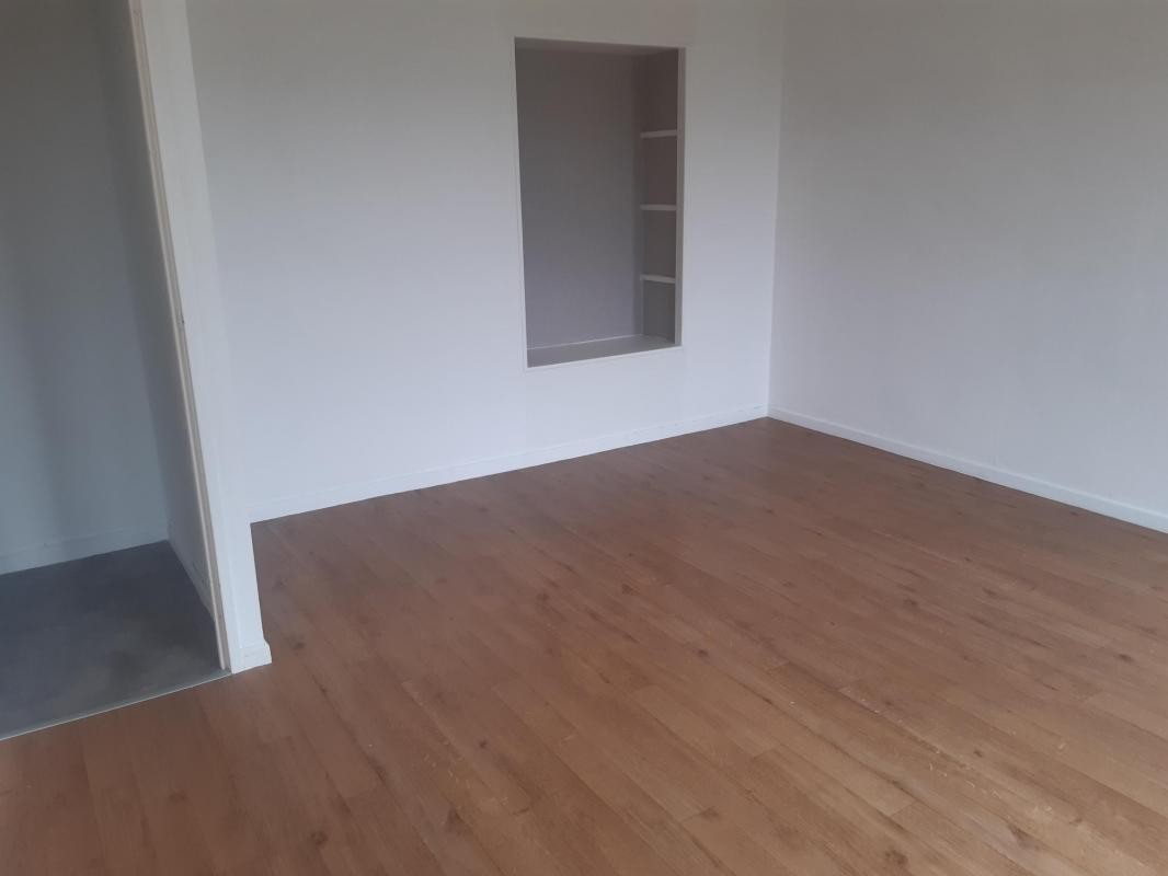 Location Appartement à la Châtre 2 pièces