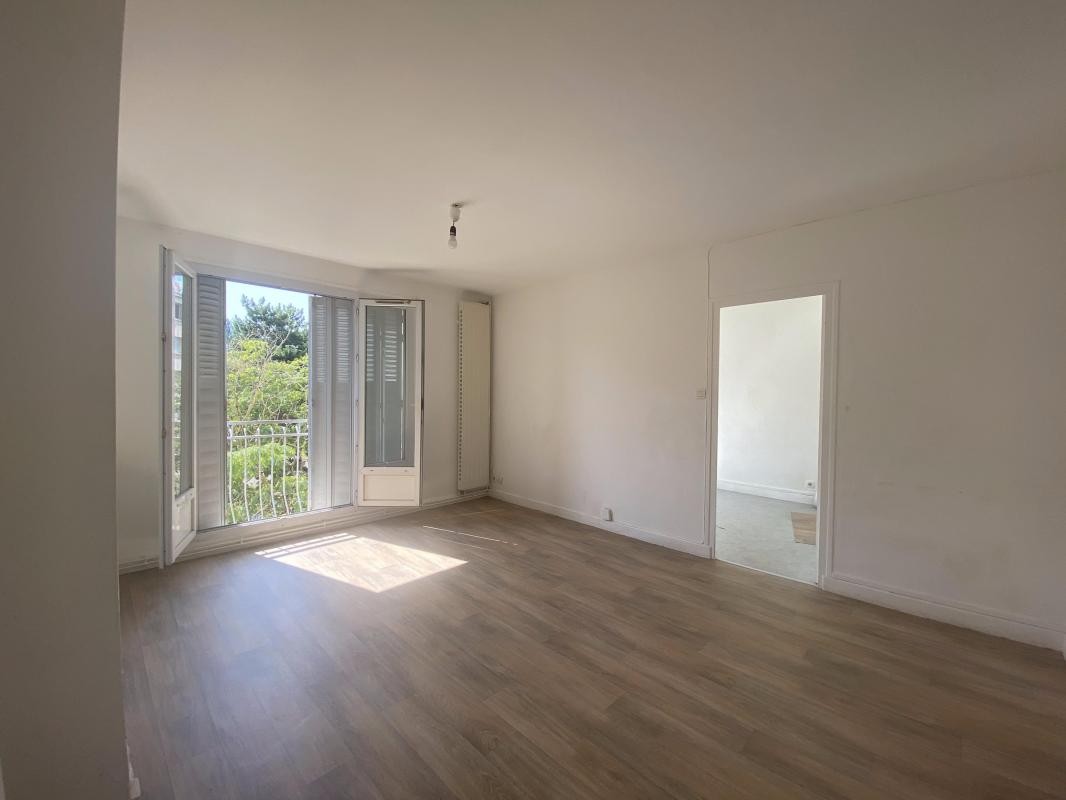 Vente Appartement à Saint-Martin-d'Hères 3 pièces