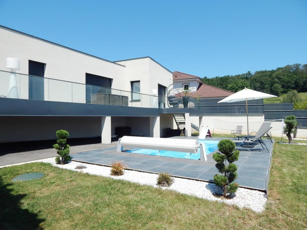 Vente Maison à Lons-le-Saunier 6 pièces