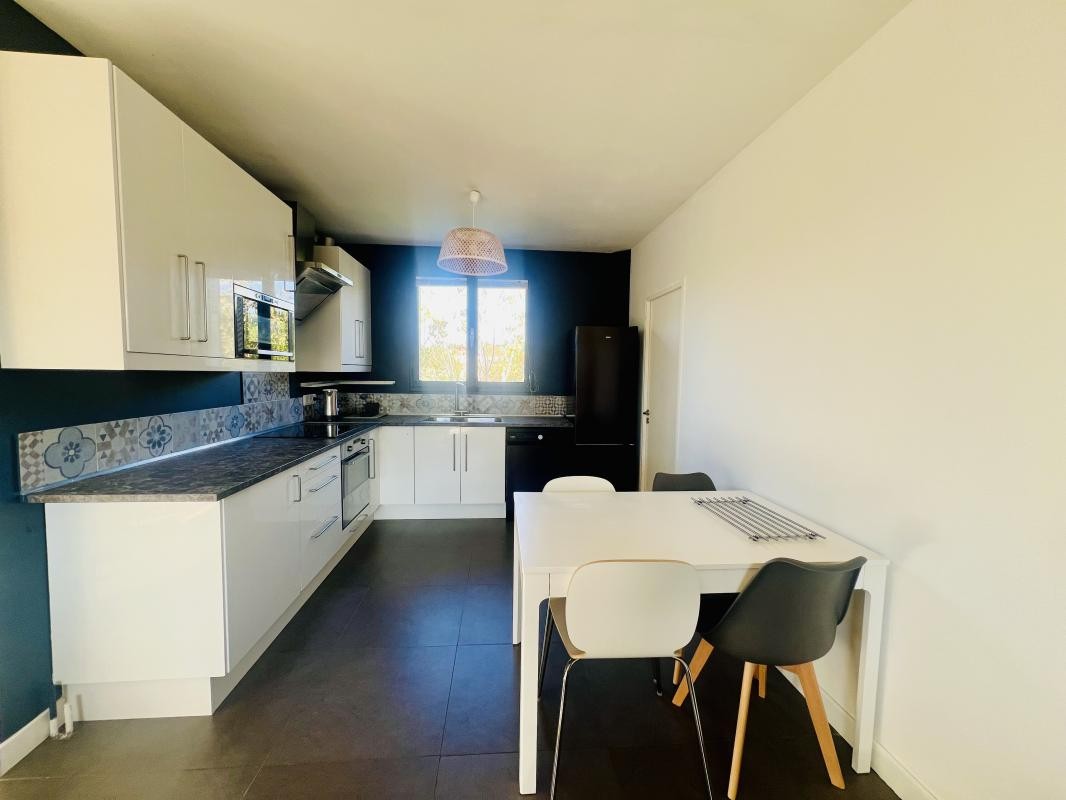 Location Appartement à Aix-en-Provence 5 pièces