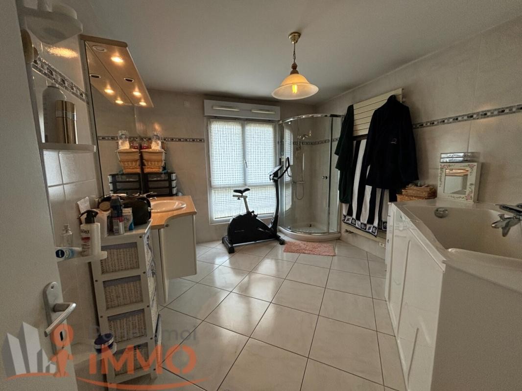 Vente Appartement à Saint-Étienne 5 pièces