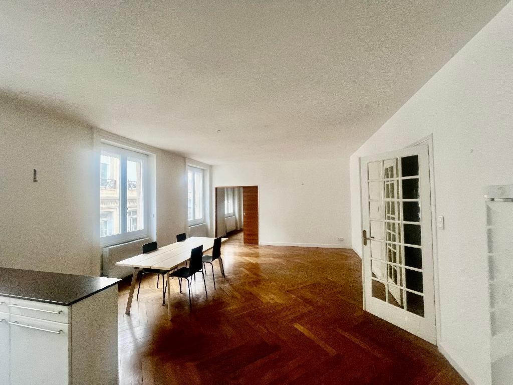 Location Appartement à Saint-Étienne 4 pièces