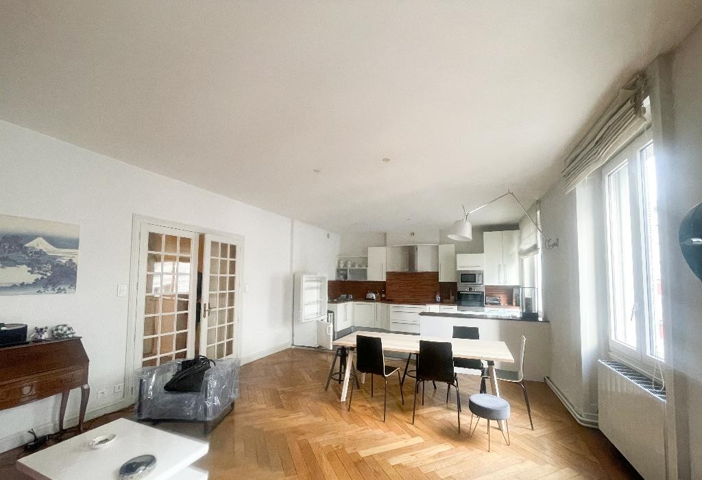 Location Appartement à Saint-Étienne 5 pièces