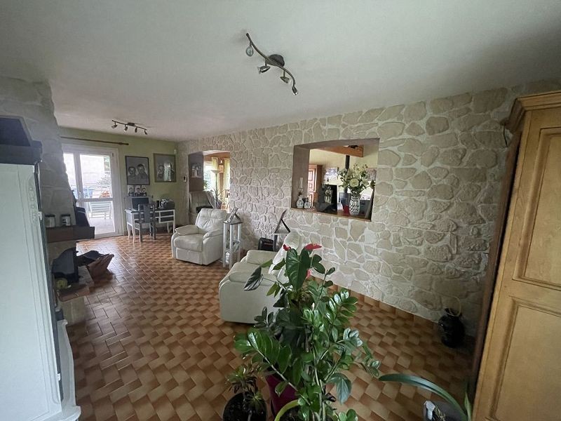 Vente Maison à Chazelles-sur-Lyon 6 pièces