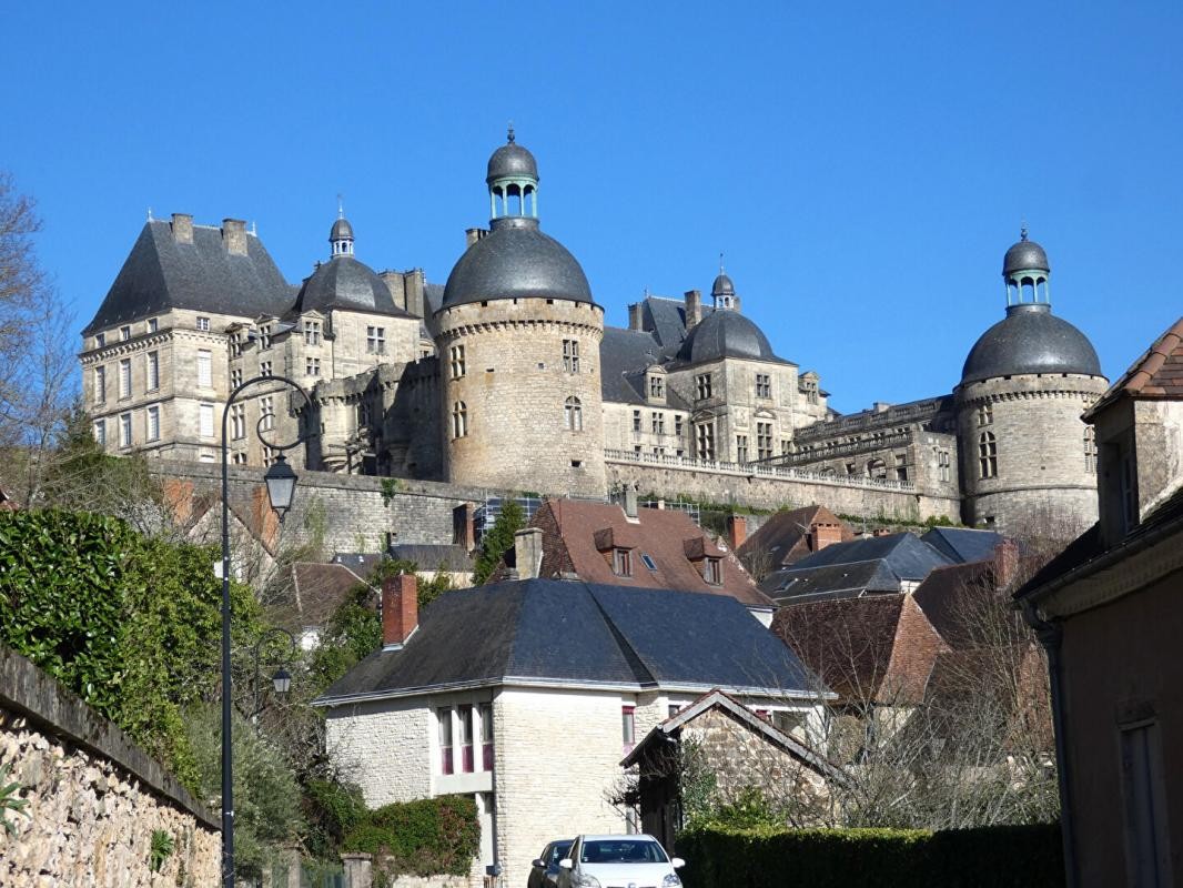 Vente Maison à Hautefort 6 pièces