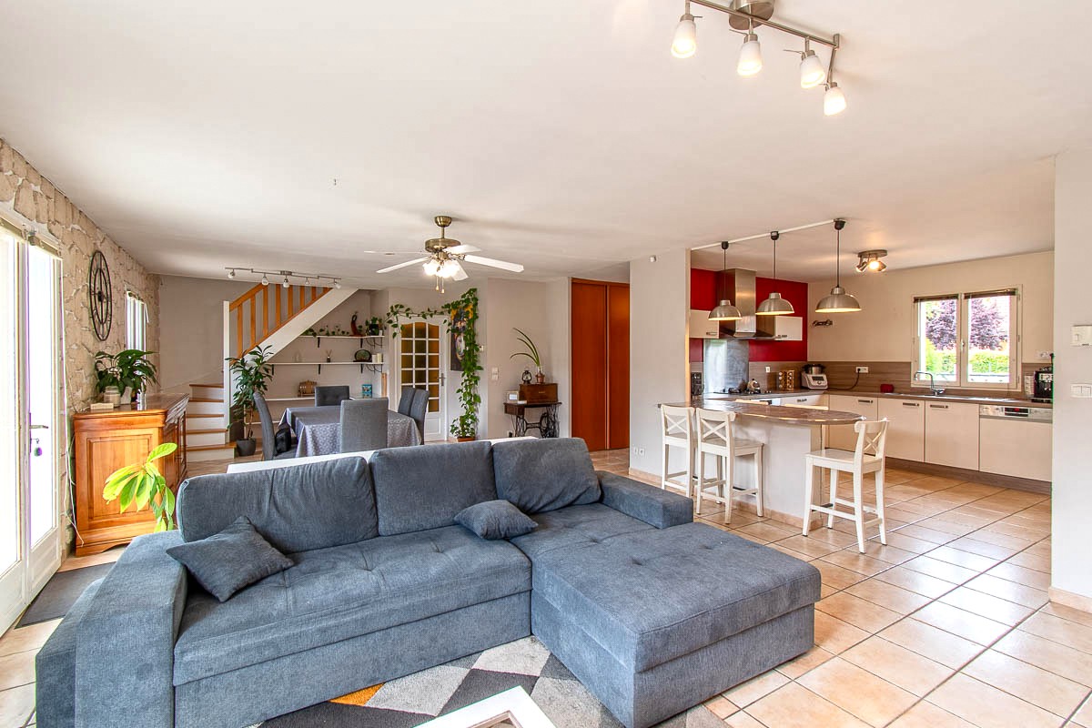 Vente Maison à Foëcy 6 pièces