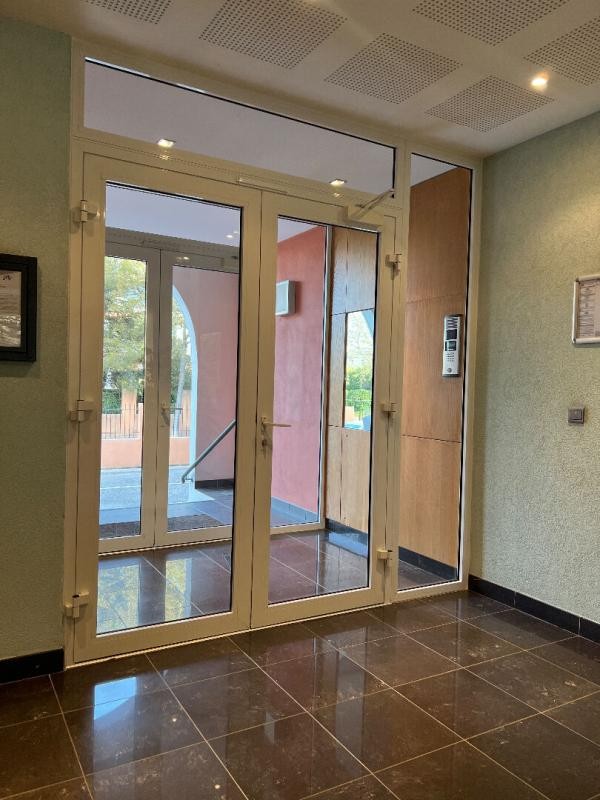 Vente Appartement à Saint-Cyr-sur-Mer 4 pièces