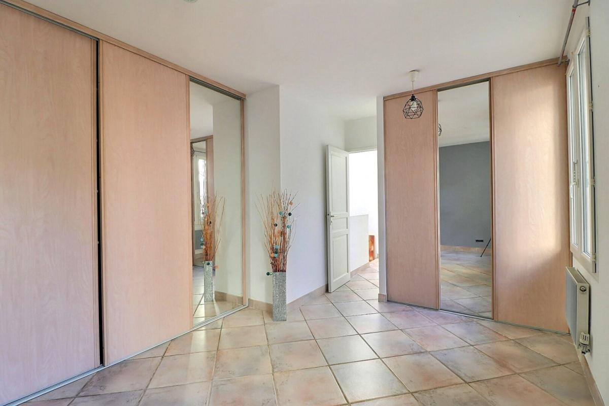 Vente Appartement à Marseille 11e arrondissement 3 pièces