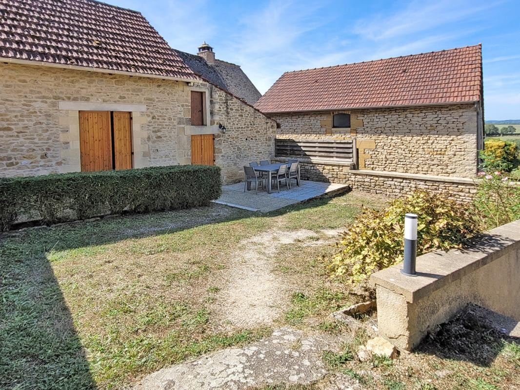 Vente Maison à Marcillac-Saint-Quentin 11 pièces