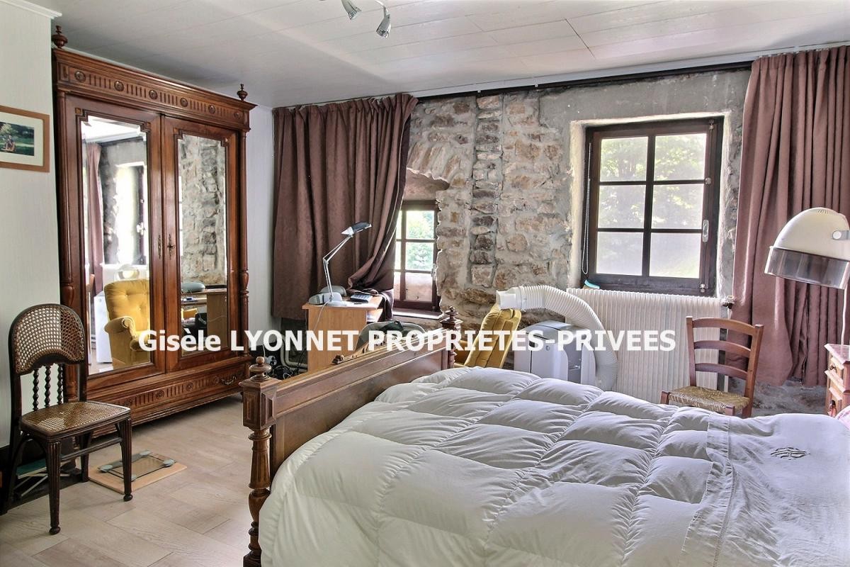 Vente Maison à Saint-Julien-Molhesabate 7 pièces