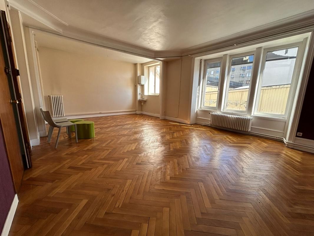 Vente Appartement à Clermont-Ferrand 8 pièces