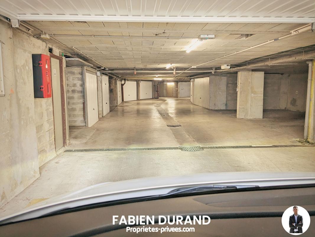 Vente Garage / Parking à Mandelieu-la-Napoule 1 pièce