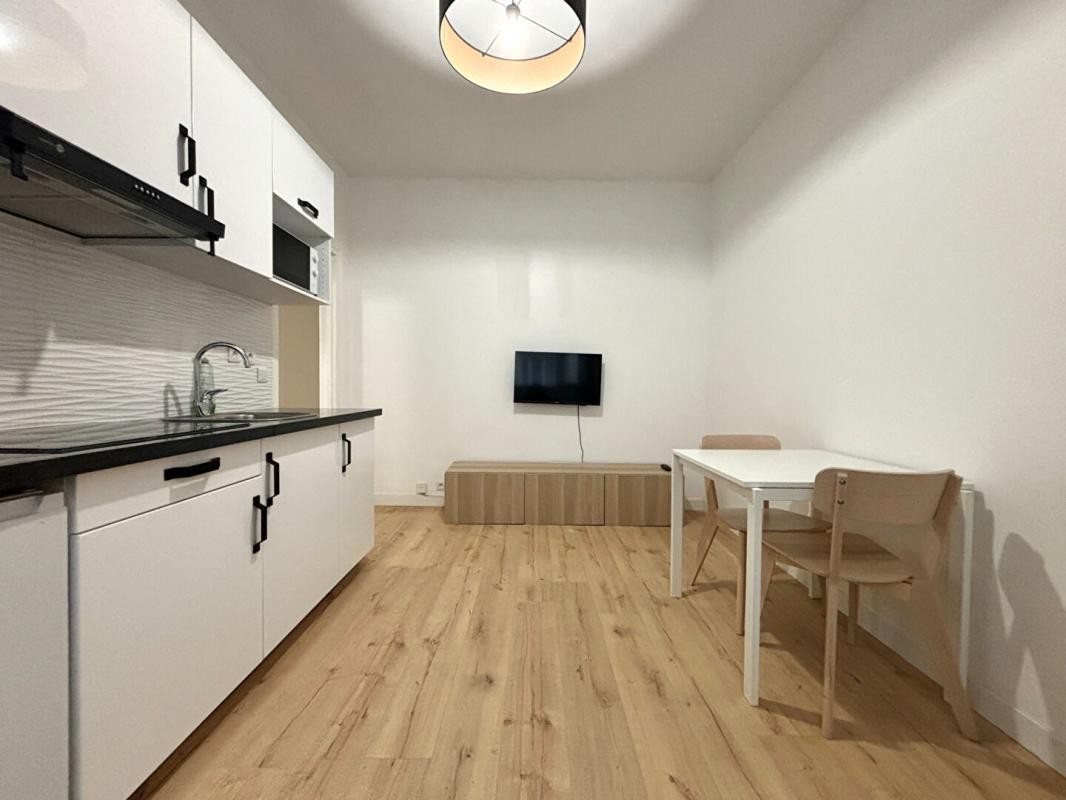 Vente Appartement à Paris Buttes-Chaumont 19e arrondissement 1 pièce