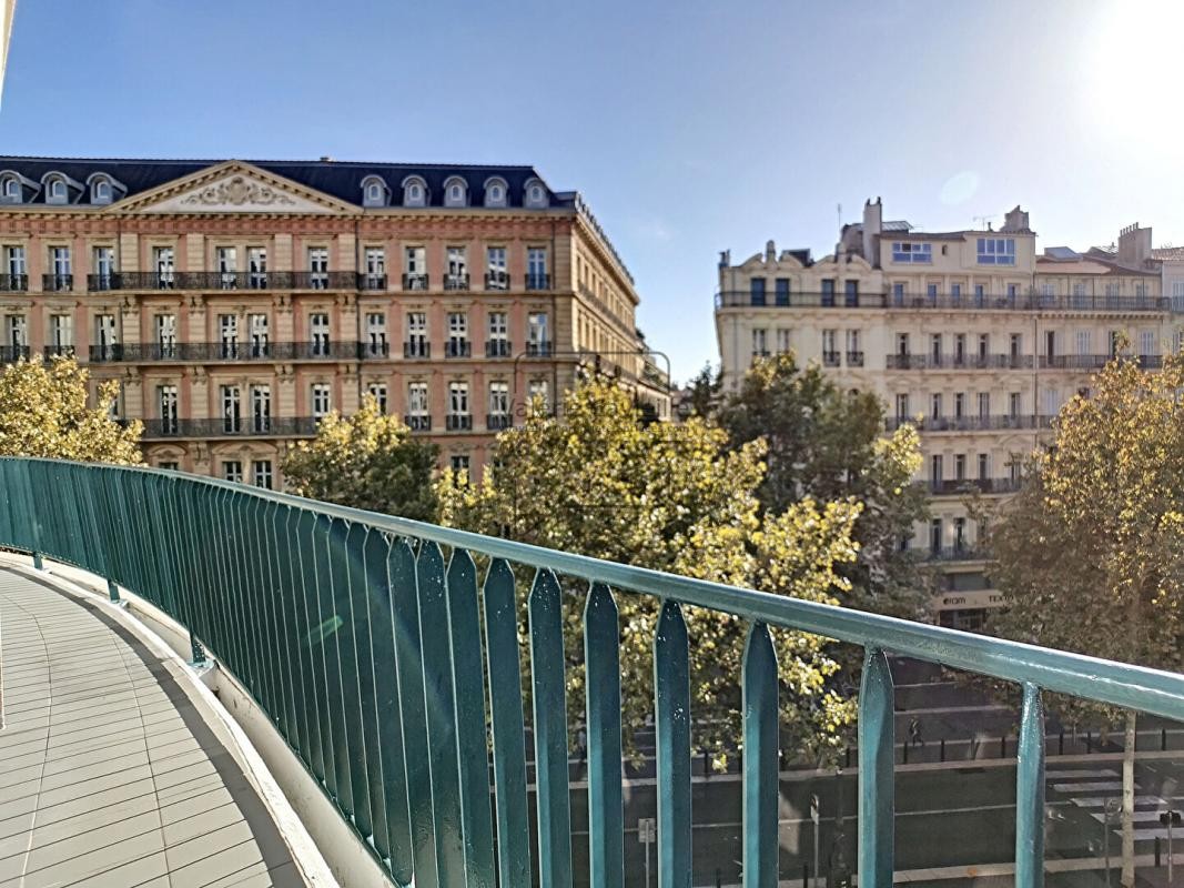 Location Appartement à Marseille 1er arrondissement 4 pièces