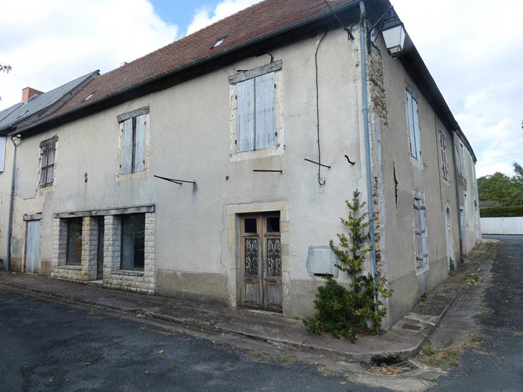 Vente Maison à Génis 8 pièces