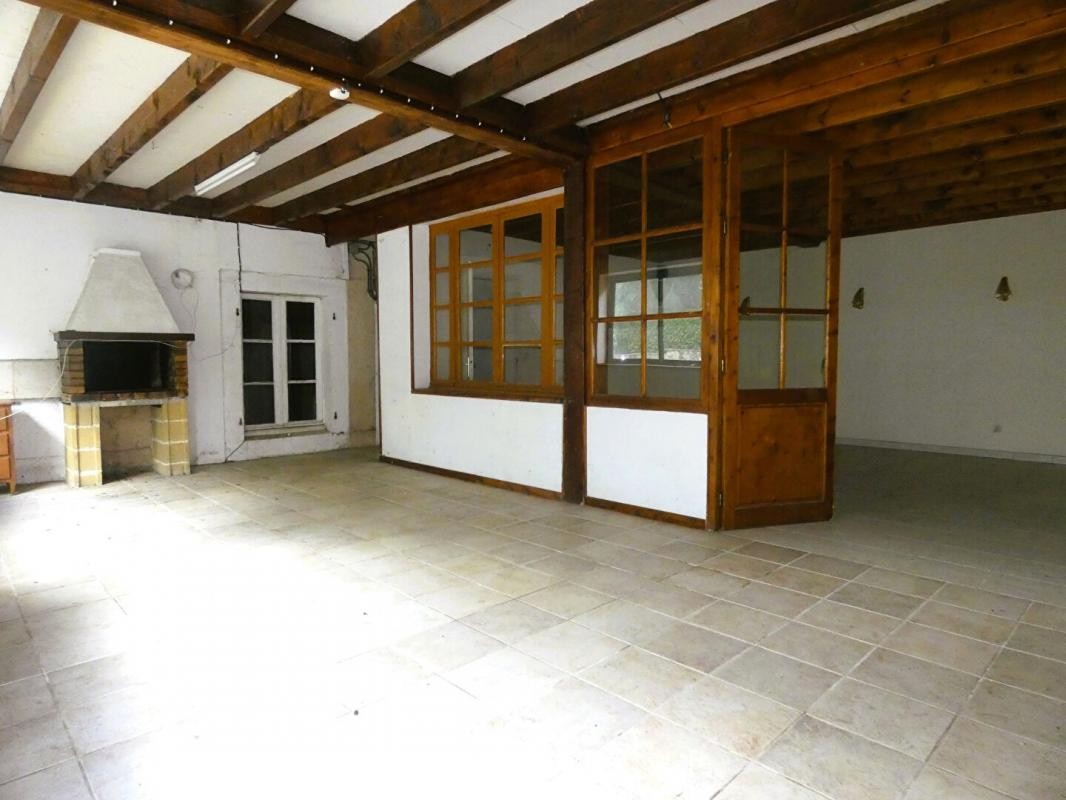 Vente Maison à Génis 8 pièces