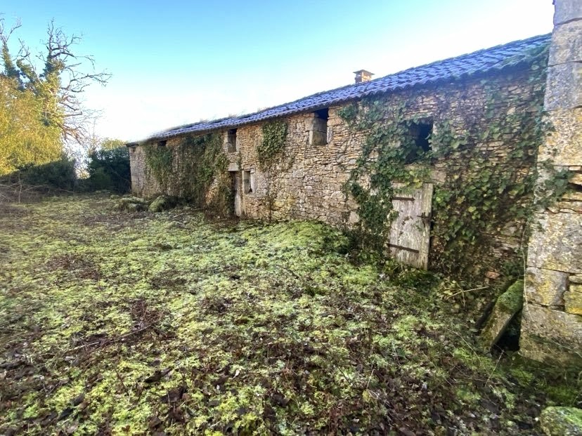 Vente Garage / Parking à Négrondes 1 pièce