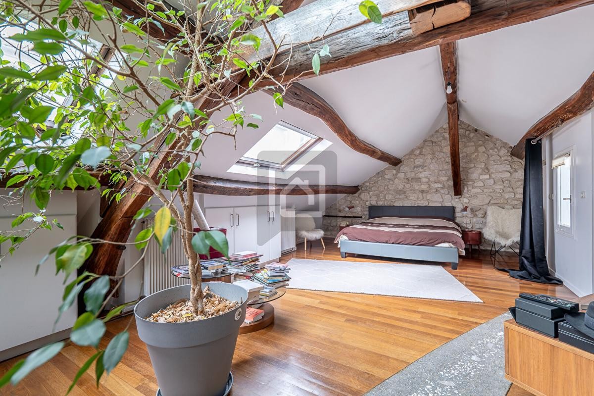 Vente Appartement à Paris Butte-Montmartre 18e arrondissement 4 pièces