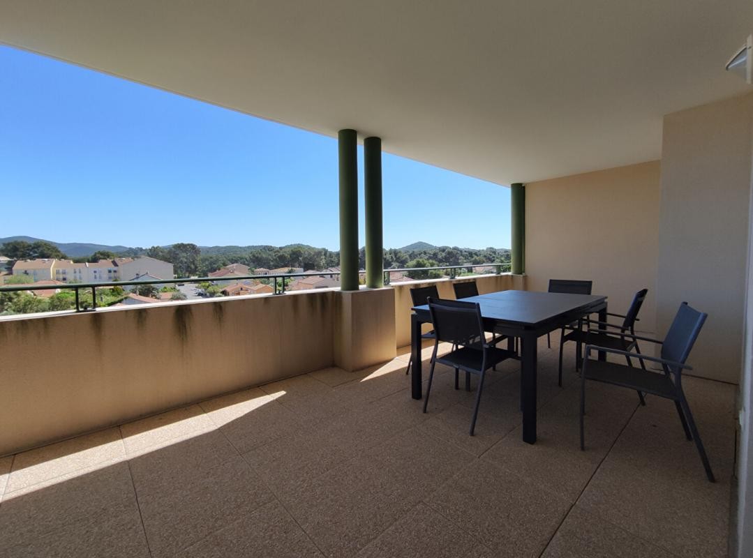 Vente Appartement à la Londe-les-Maures 3 pièces