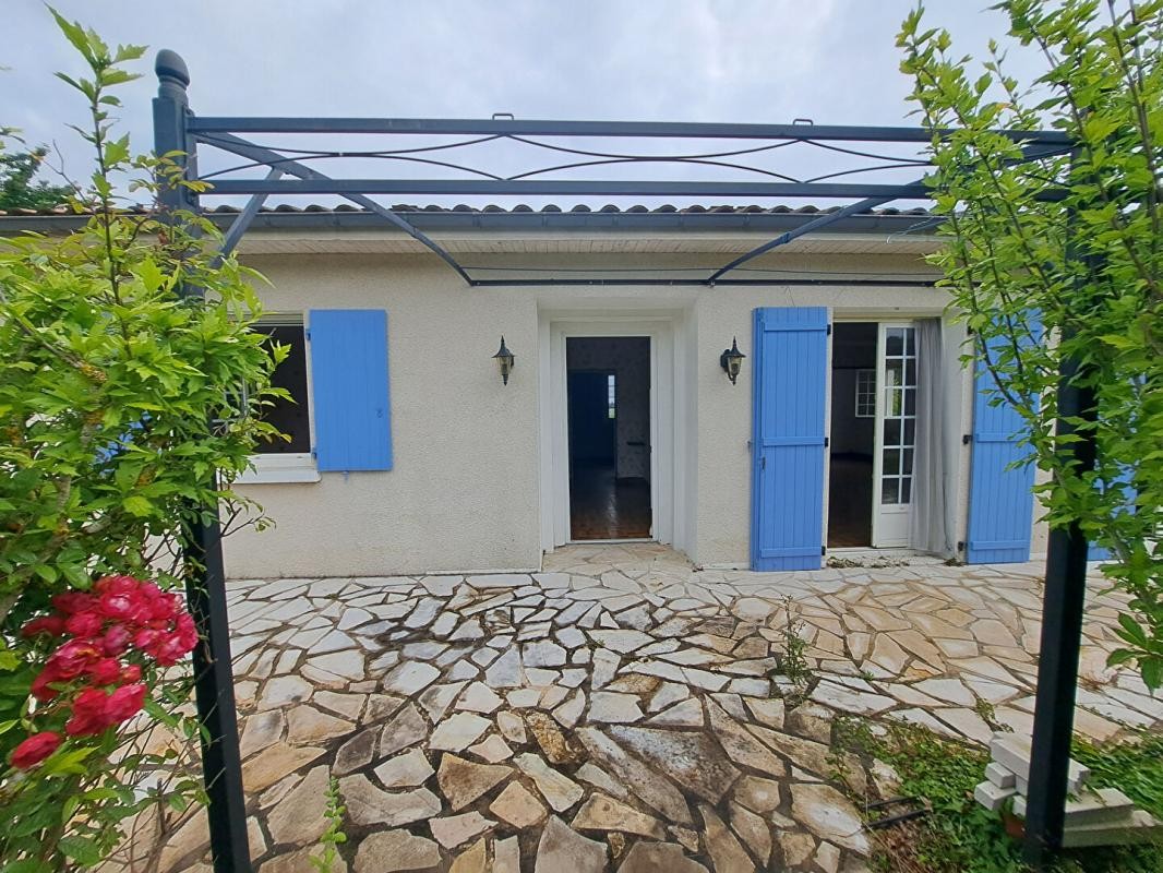 Vente Maison à Roullet-Saint-Estèphe 4 pièces