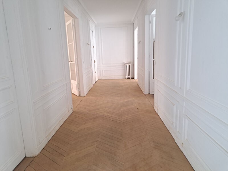 Vente Appartement à Paris Batignolles-Monceaux 17e arrondissement 5 pièces