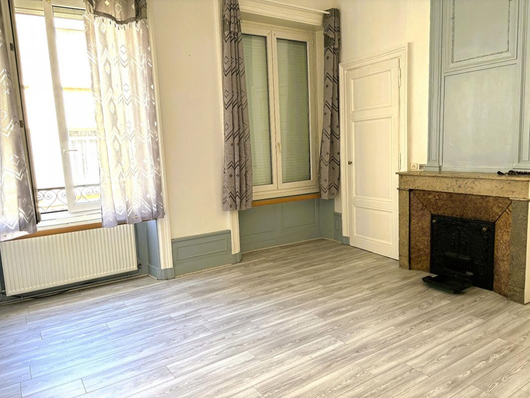 Vente Appartement à Saint-Étienne 5 pièces