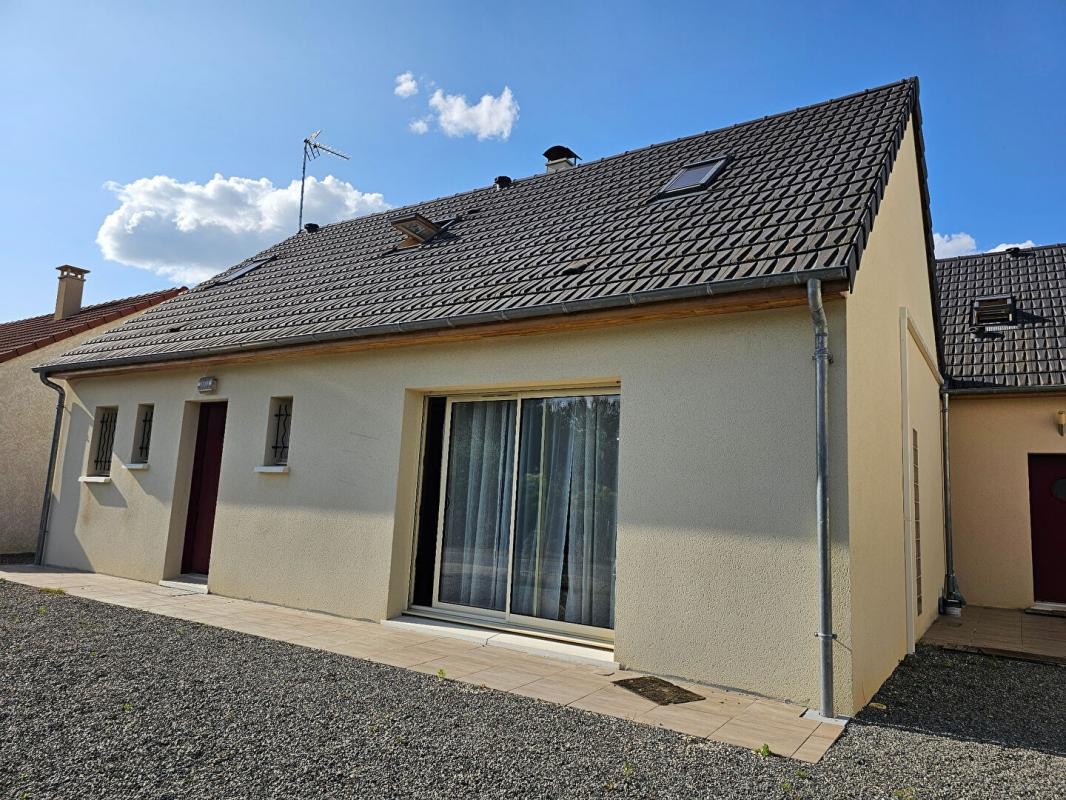 Vente Maison à Saint-Germain-du-Puy 7 pièces