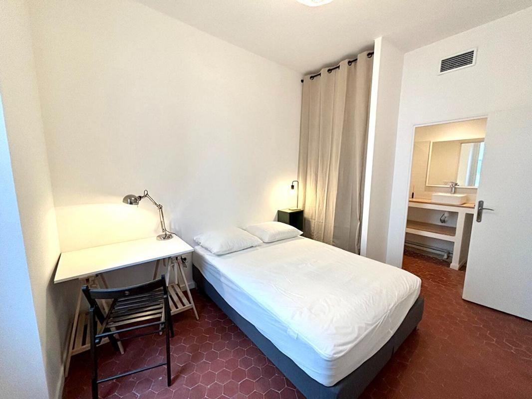 Location Appartement à Marseille 3e arrondissement 5 pièces