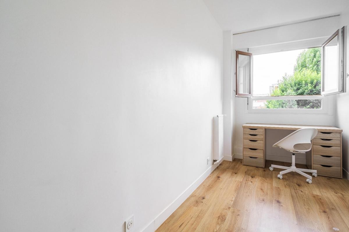 Vente Appartement à Paris Buttes-Chaumont 19e arrondissement 5 pièces