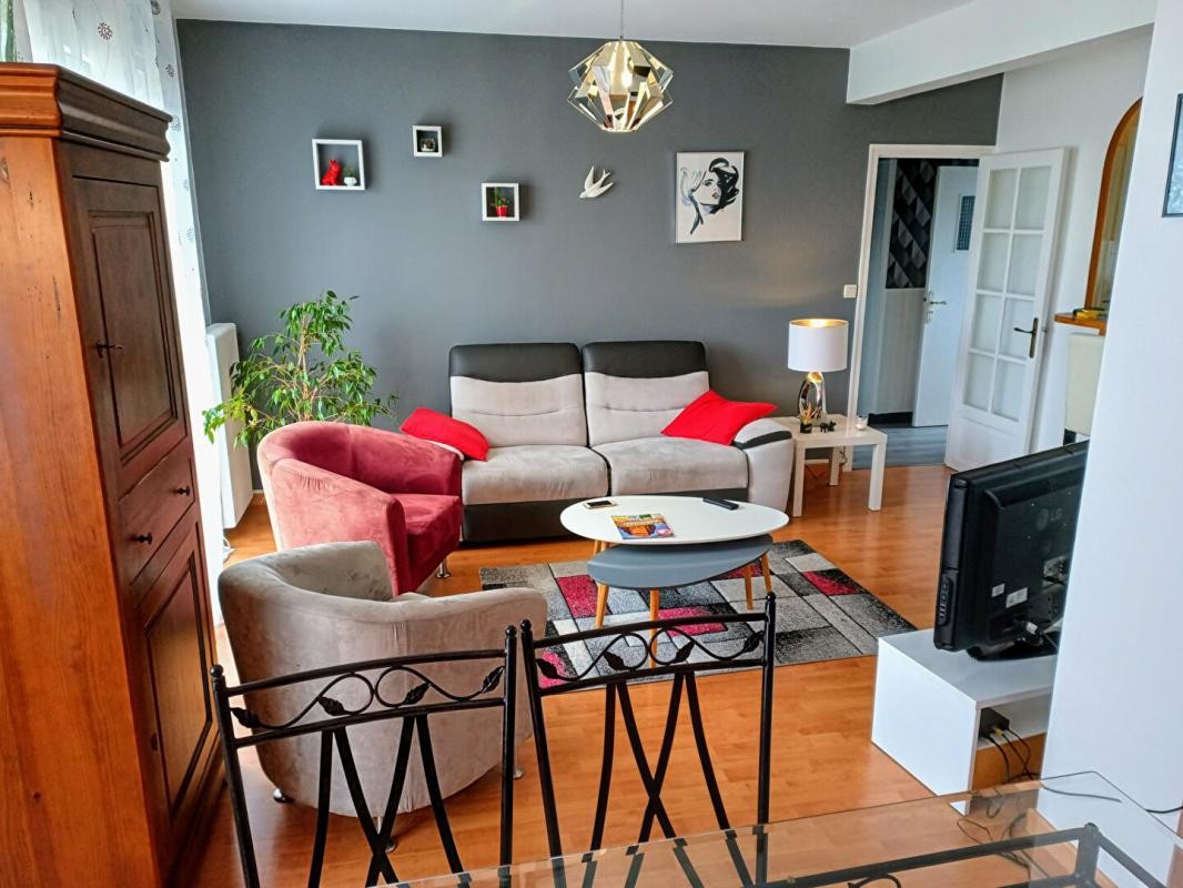 Vente Appartement à Saint-Jean-de-la-Ruelle 4 pièces