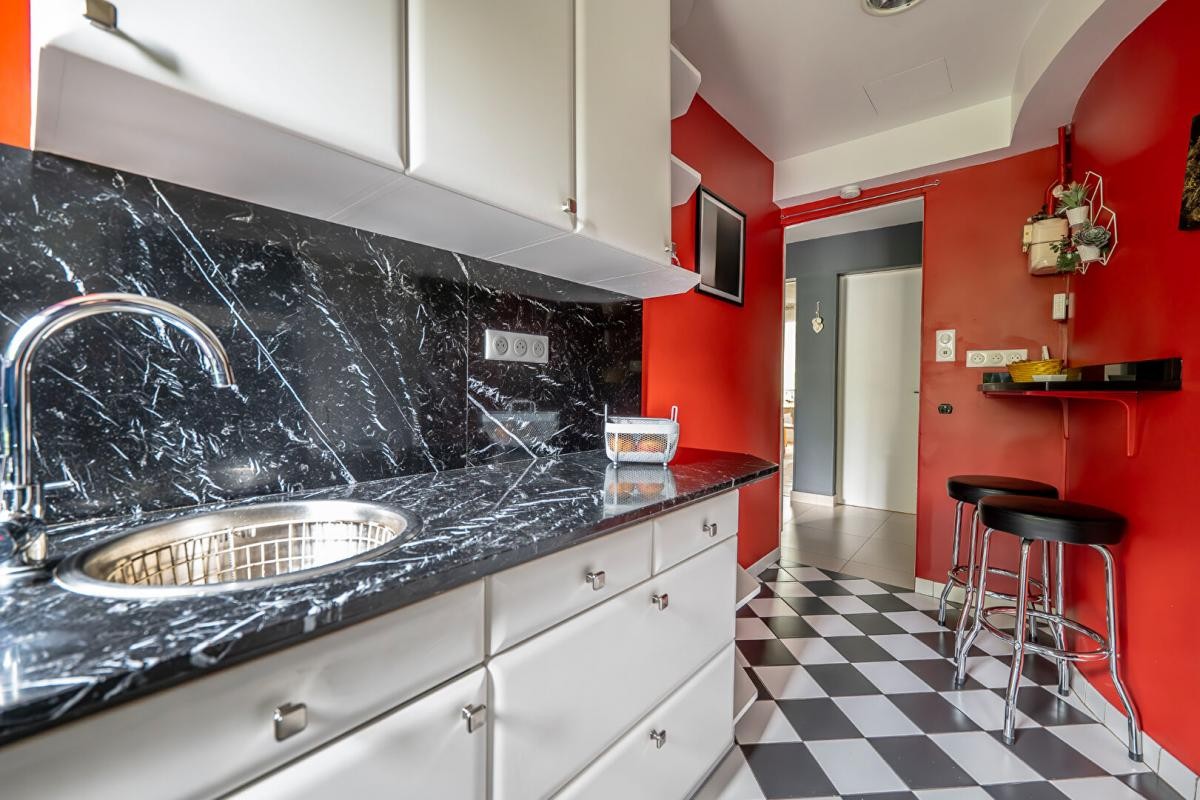 Vente Appartement à Paris Batignolles-Monceaux 17e arrondissement 3 pièces