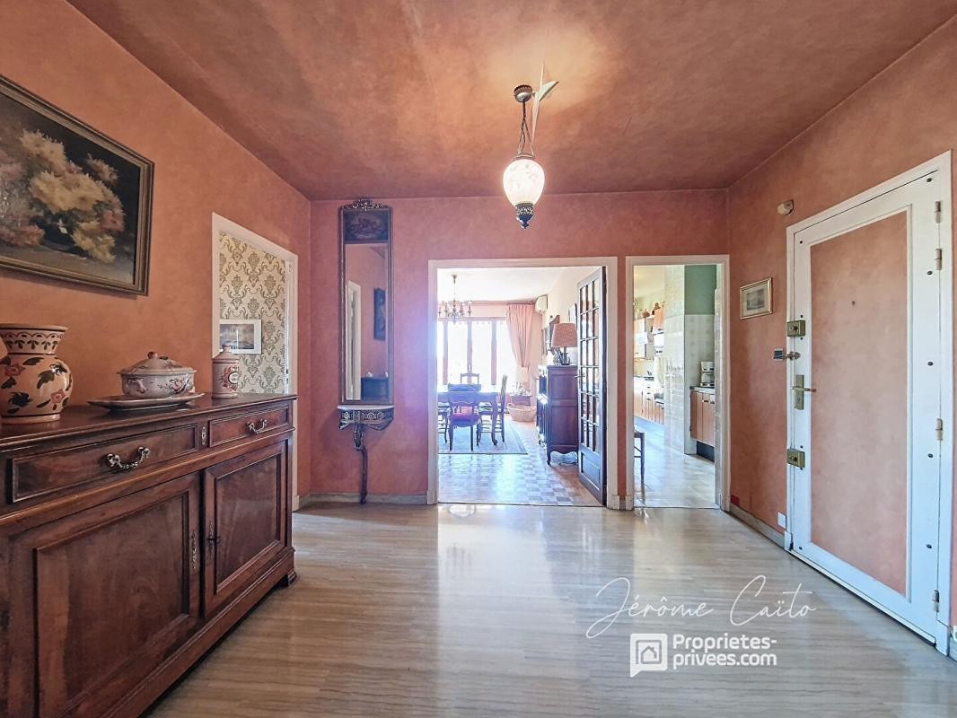 Vente Appartement à Nîmes 5 pièces