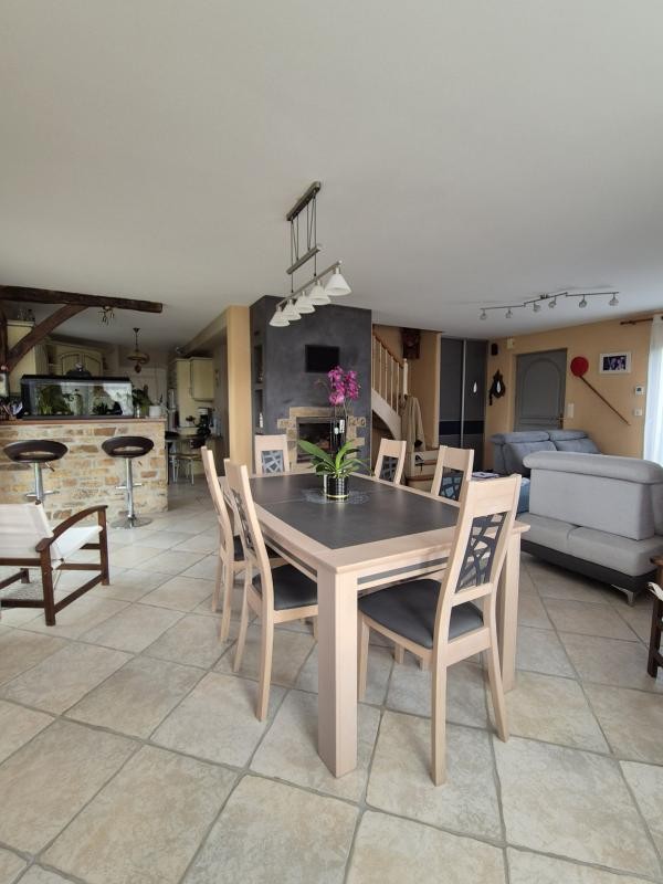 Vente Maison à Saint-Aubin-du-Cormier 5 pièces