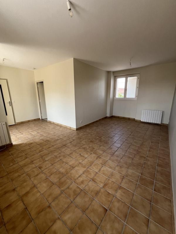 Location Appartement à Chaumont 4 pièces