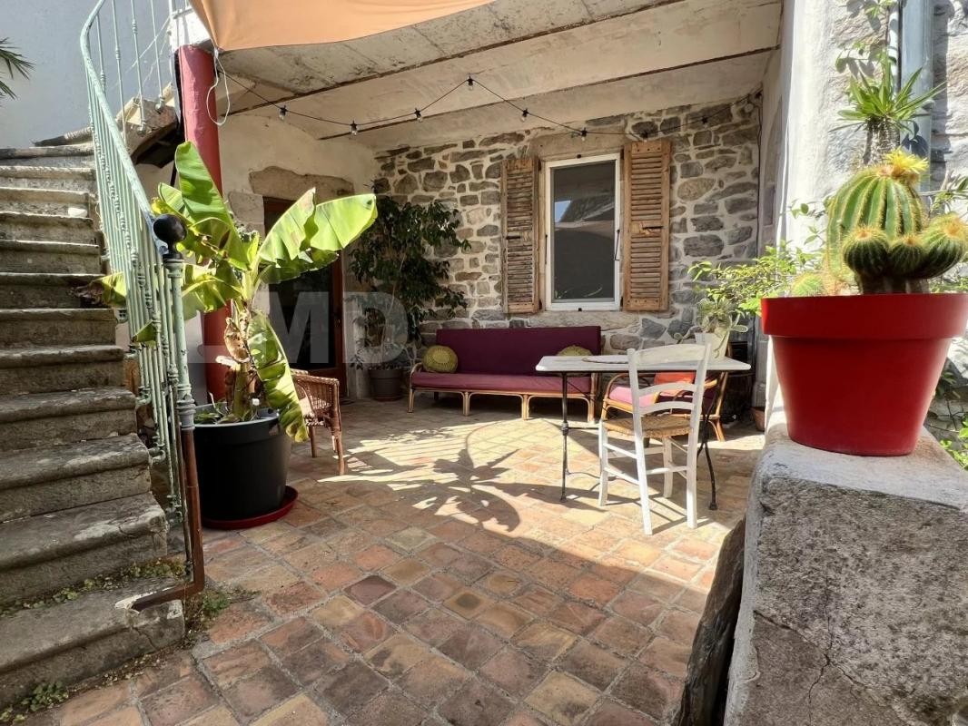 Vente Maison à Laurac-en-Vivarais 9 pièces