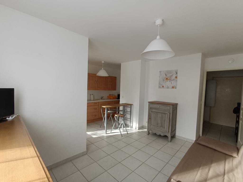 Location Appartement à Hyères 1 pièce