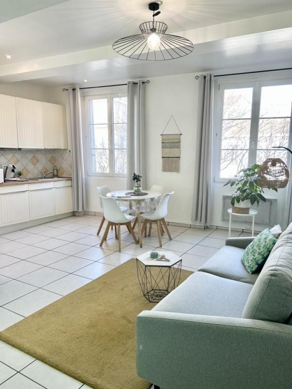 Location Appartement à Marseille 1er arrondissement 2 pièces