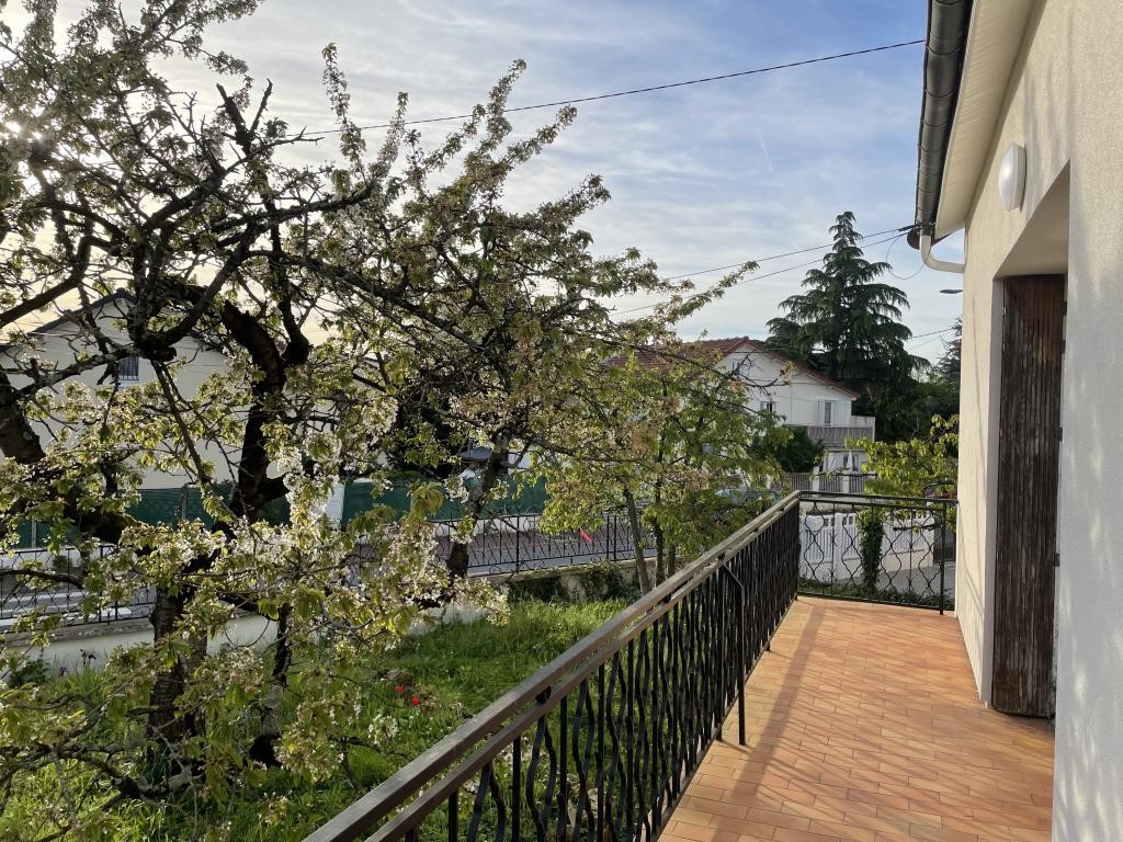 Location Appartement à Noisy-le-Grand 1 pièce