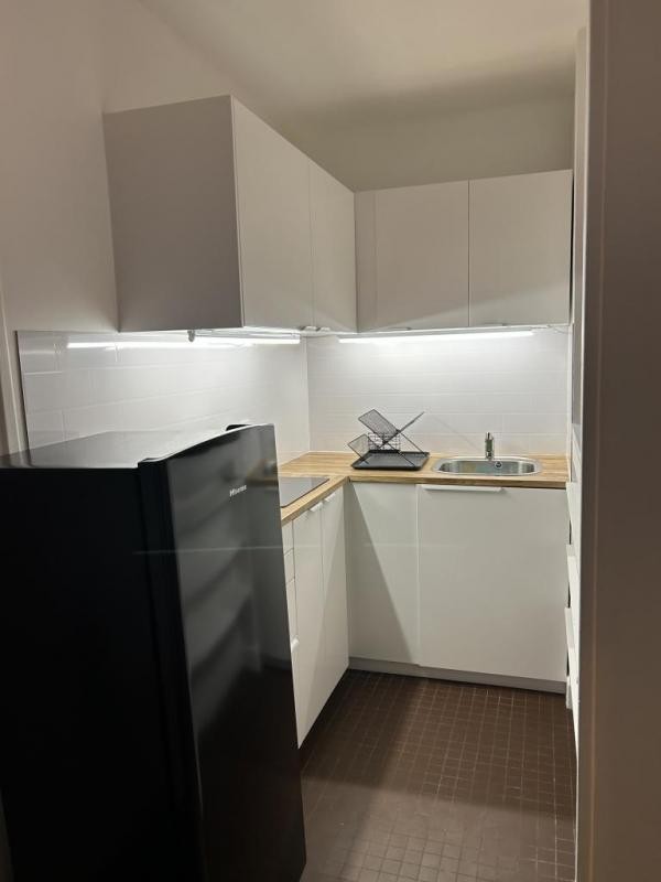 Location Appartement à Courbevoie 1 pièce