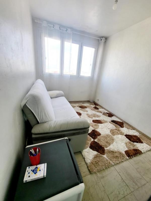 Location Appartement à Marseille 15e arrondissement 3 pièces