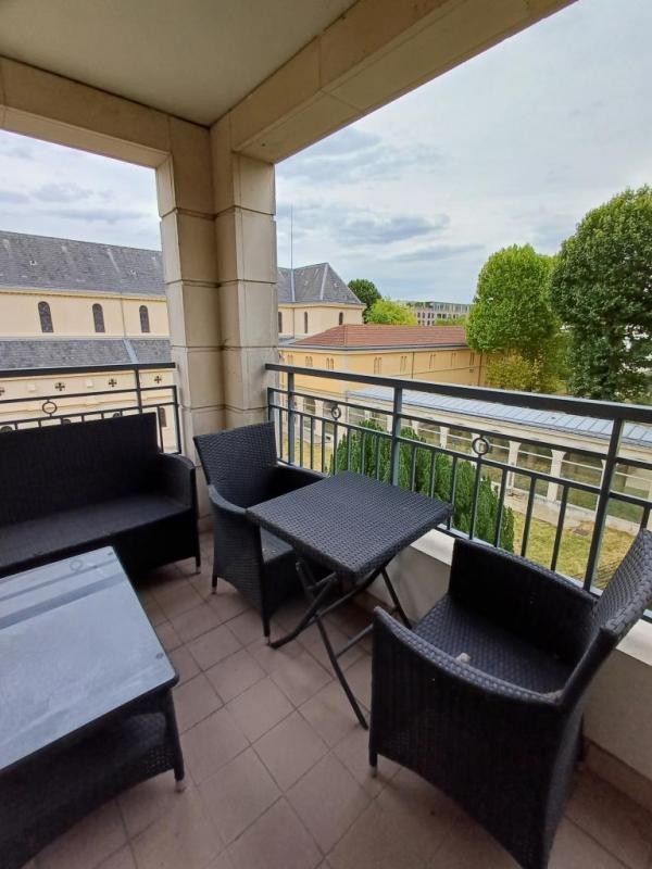 Location Appartement à Issy-les-Moulineaux 3 pièces