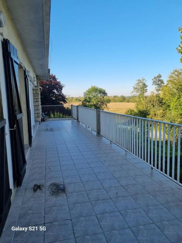 Location Appartement à Isles-les-Meldeuses 3 pièces