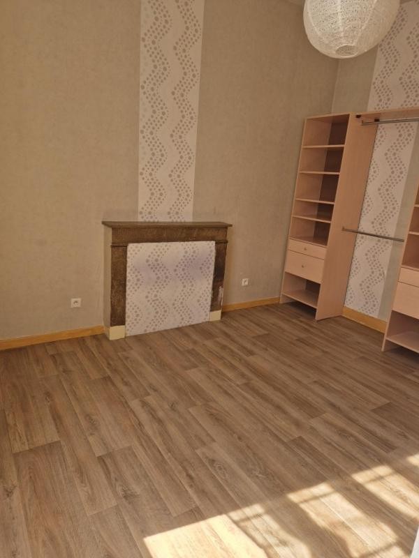 Location Appartement à Villars 2 pièces