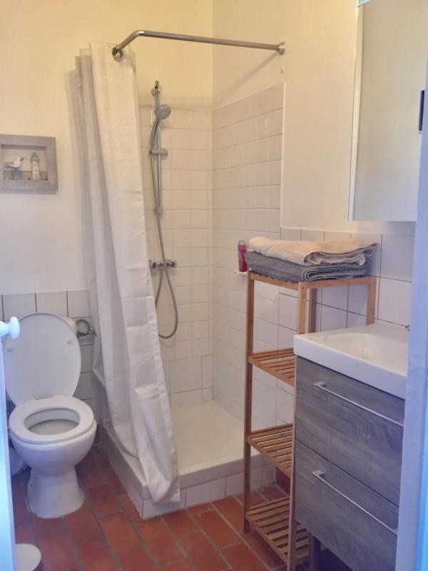 Location Appartement à Hyères 1 pièce