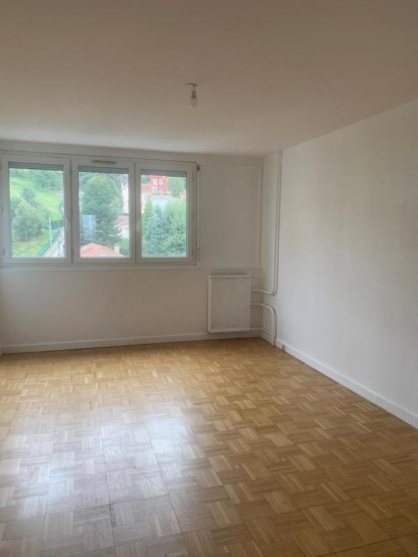 Location Appartement à Saint-Étienne 4 pièces