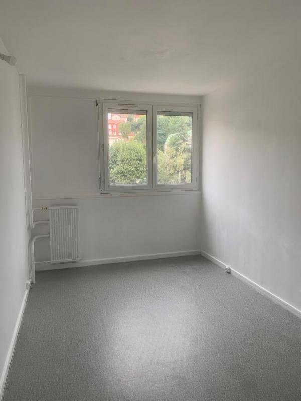 Location Appartement à Saint-Étienne 4 pièces