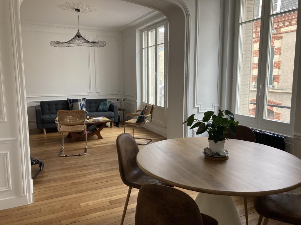 Location Appartement à Saint-Germain-en-Laye 5 pièces