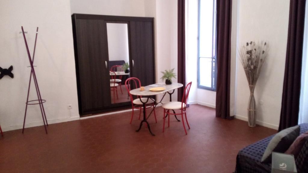 Location Appartement à Grasse 1 pièce