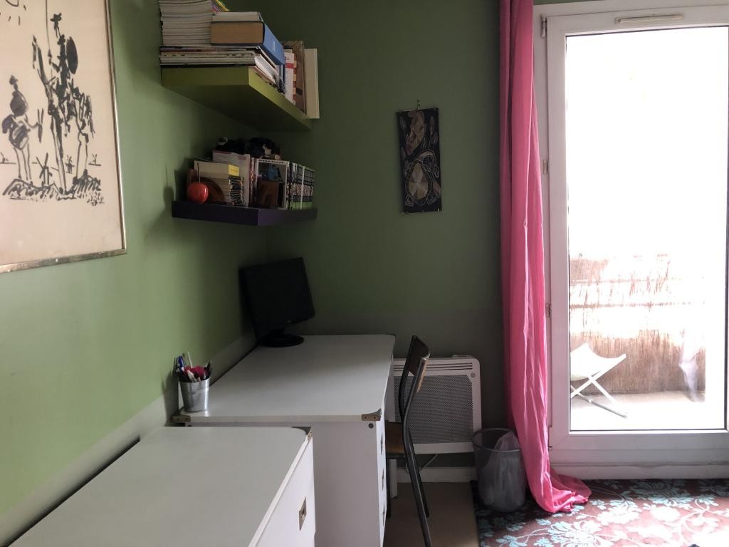 Location Appartement à Paris Buttes-Chaumont 19e arrondissement 1 pièce